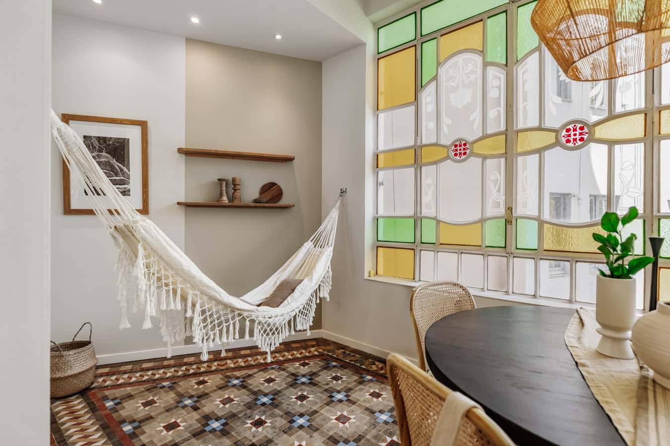 Furnished 1-bedroom flat in Eixample, 68 m² · 3