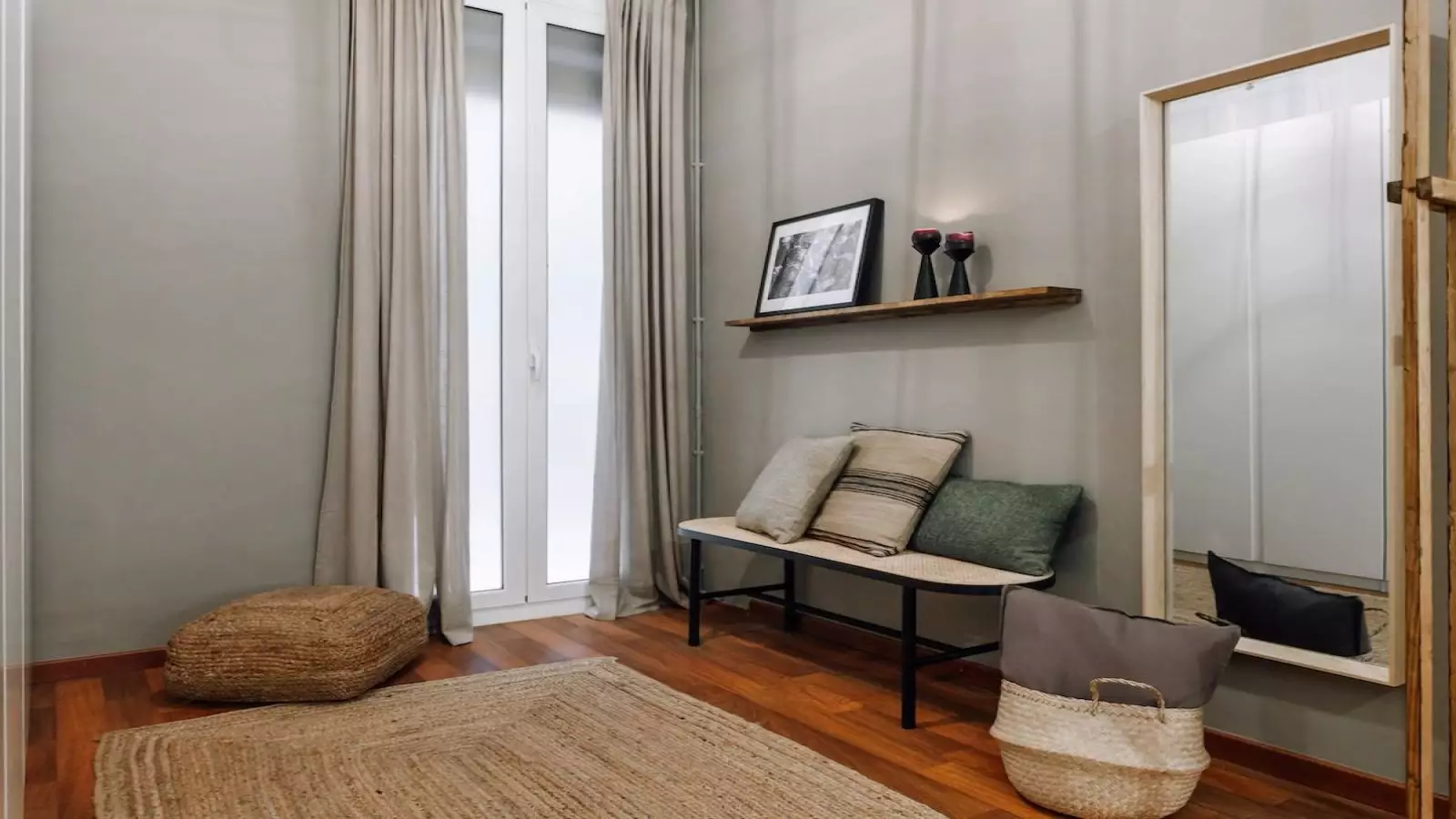 Furnished 1-bedroom flat in Eixample, 100 m² · 3