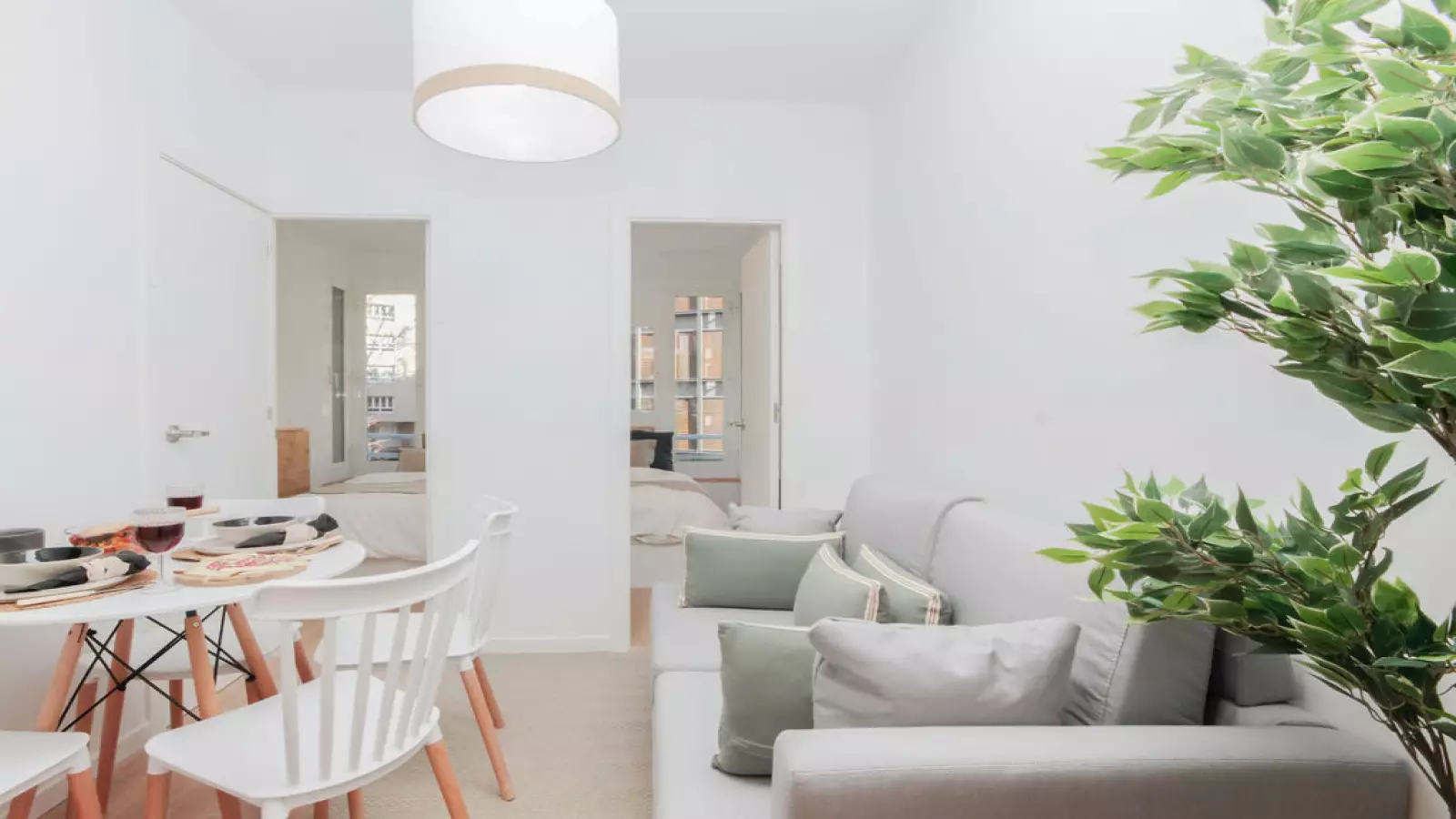 Habitación amueblada en piso compartido de 7 personas en Gràcia · 4