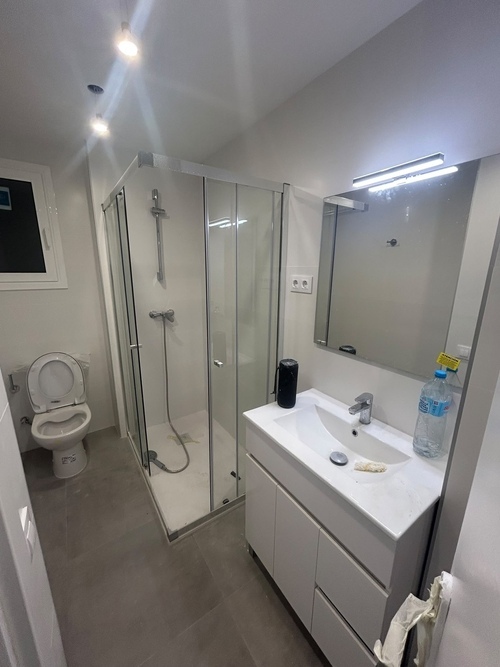 Room in a shared flat in Nou Barris · 2