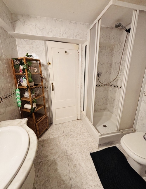 Habitación en piso compartido de 2 personas en Ciutat Vella · 4