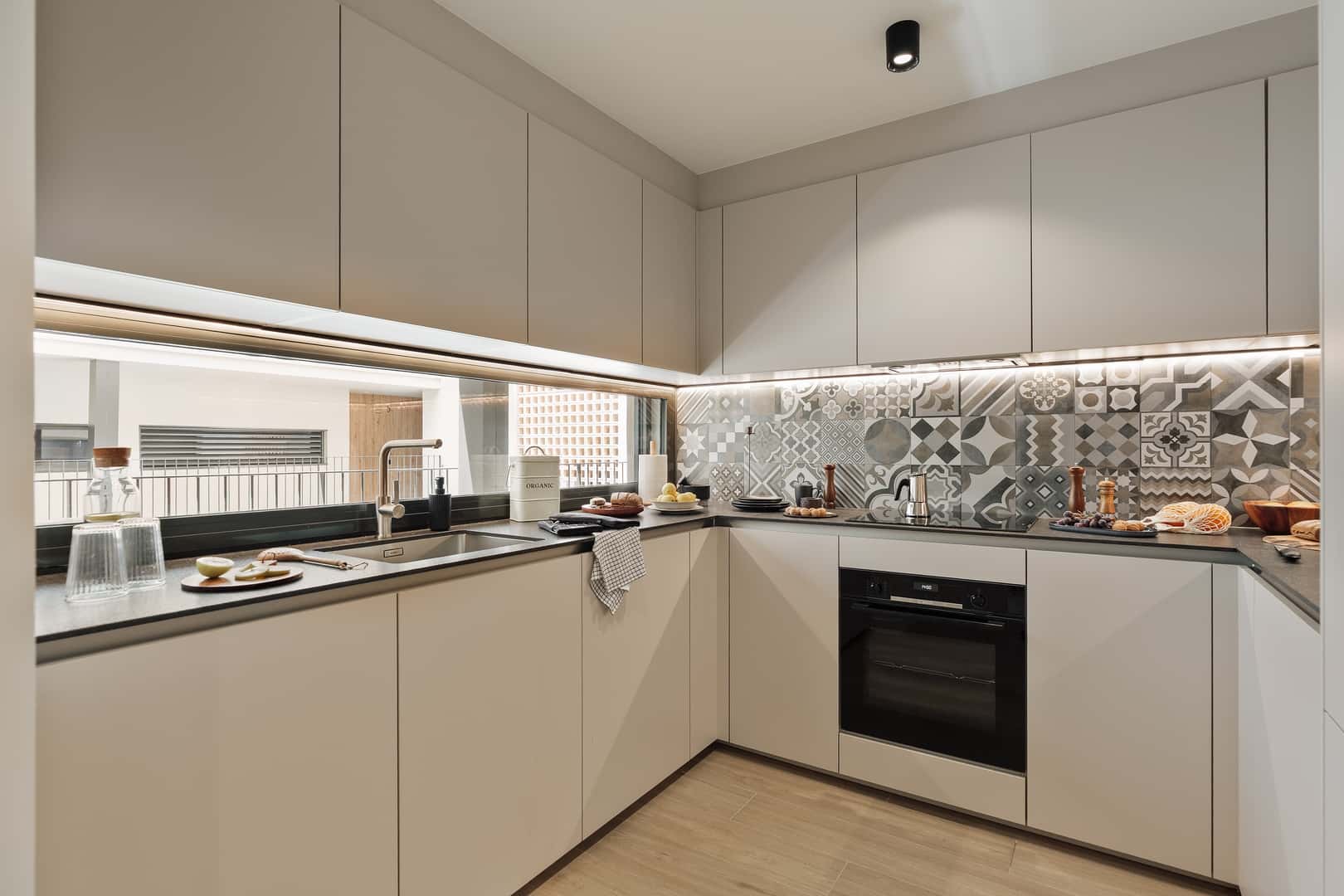Furnished 3-bedroom flat in Eixample, 84 m² · 3