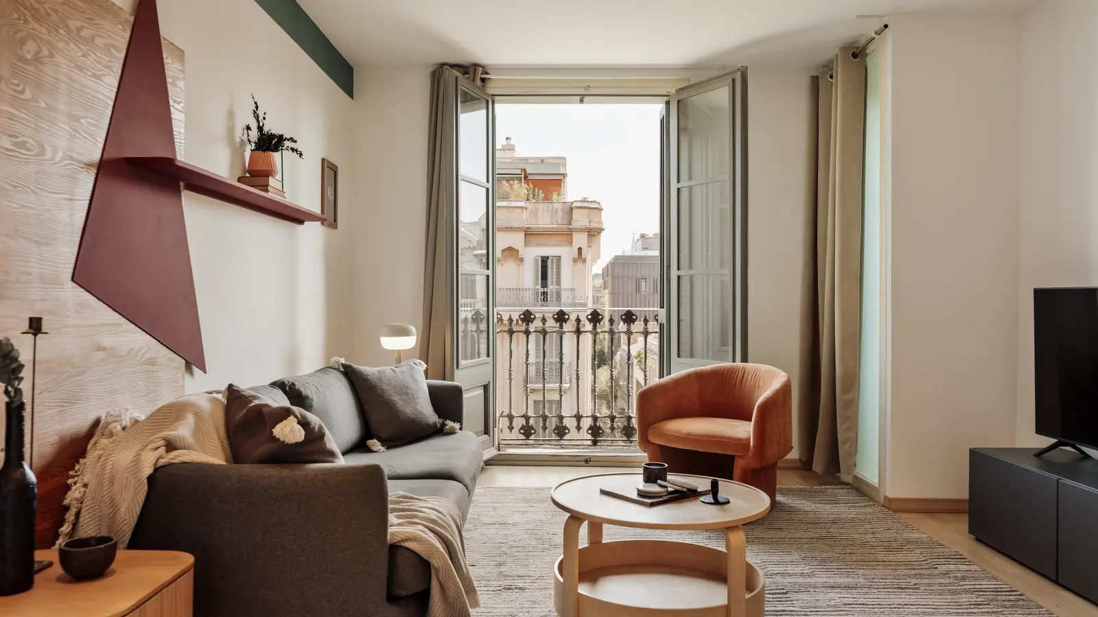 Furnished 1-bedroom flat in Eixample, 59 m² · 4