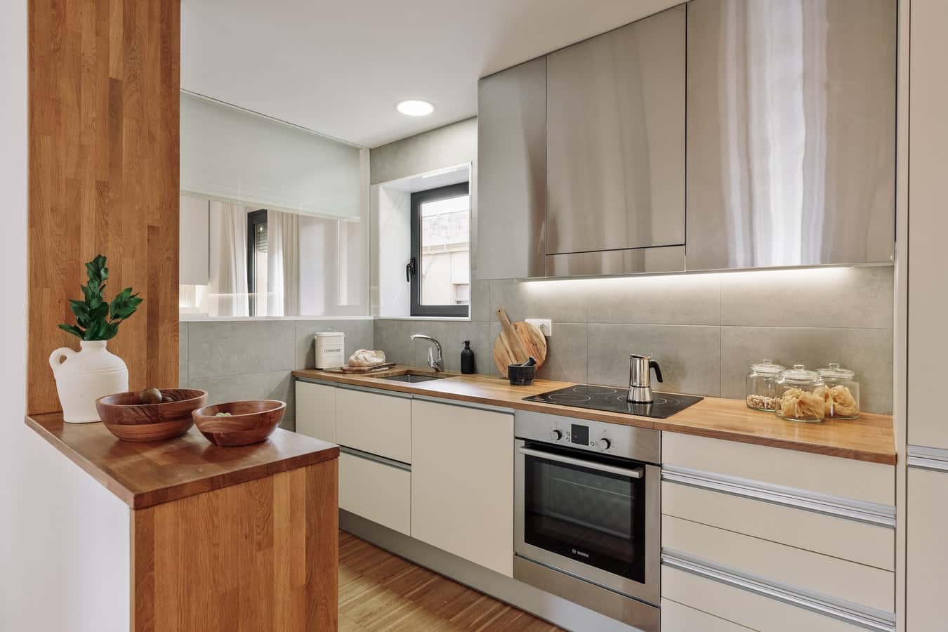Furnished 1-bedroom flat in Eixample, 52 m² · 3
