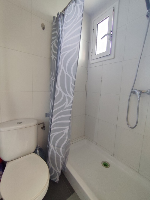Room in a shared flat in Sants-Montjuïc · 3
