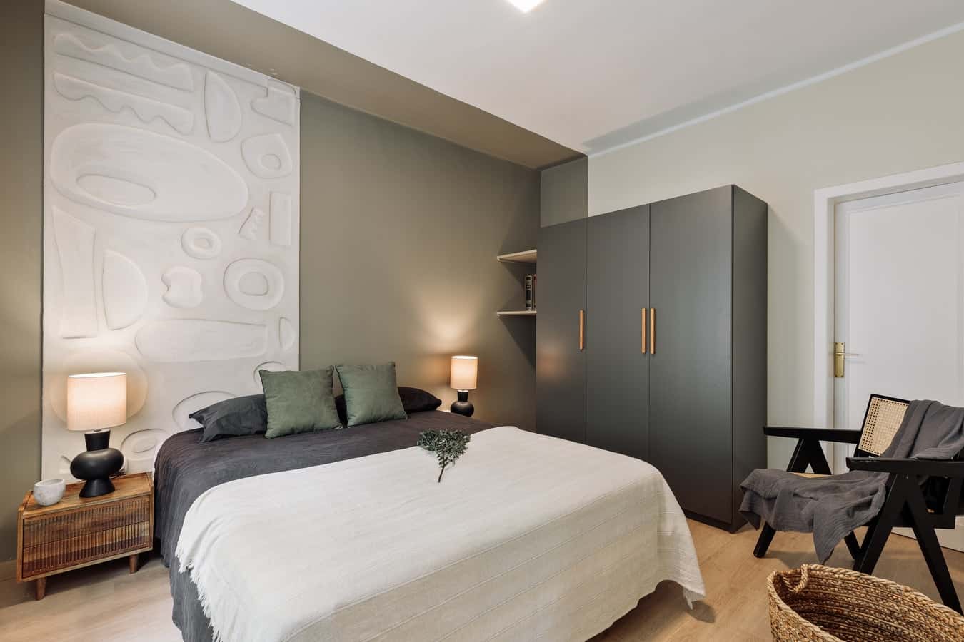 Furnished 3-bedroom flat in Eixample, 95 m² · 2