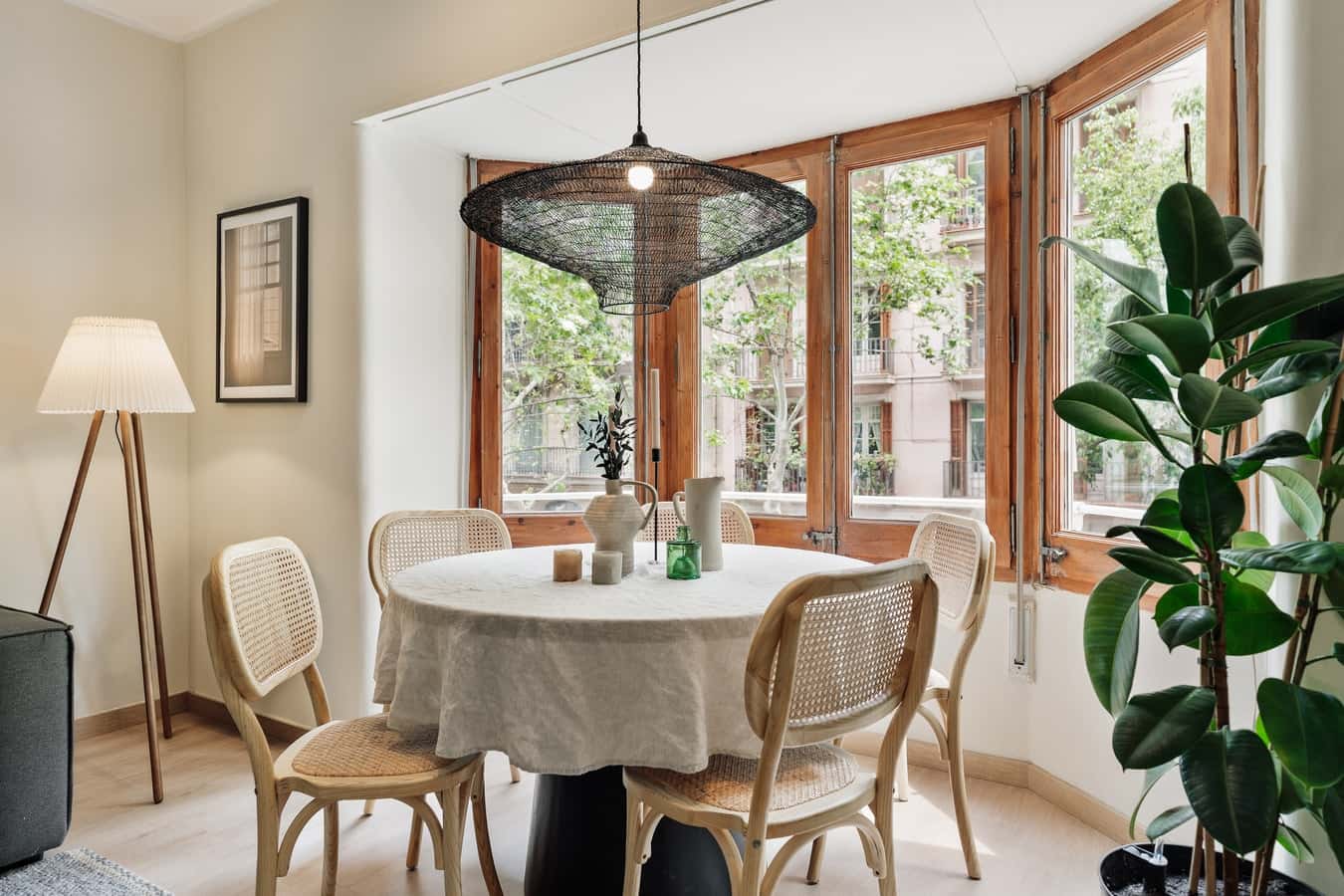 Furnished 3-bedroom flat in Eixample, 95 m² · 3