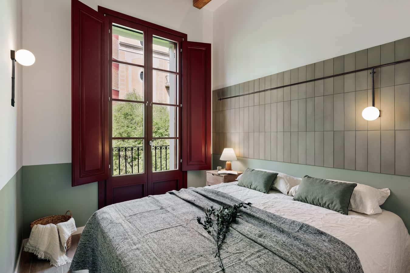 Furnished 2-bedroom flat in Eixample, 61 m² · 3