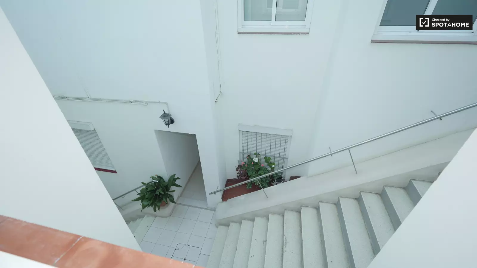 Furnished room in a 3-person shared flat in Gràcia · 4