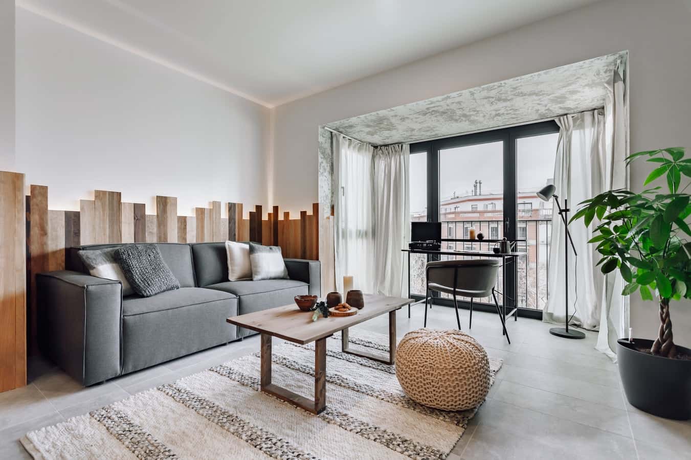 Furnished 3-bedroom flat in Eixample, 69 m² · 2