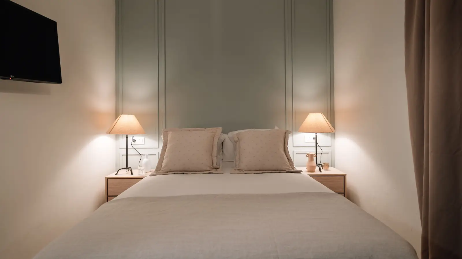 Habitación amueblada en piso compartido en Sarrià–Sant Gervasi · 2