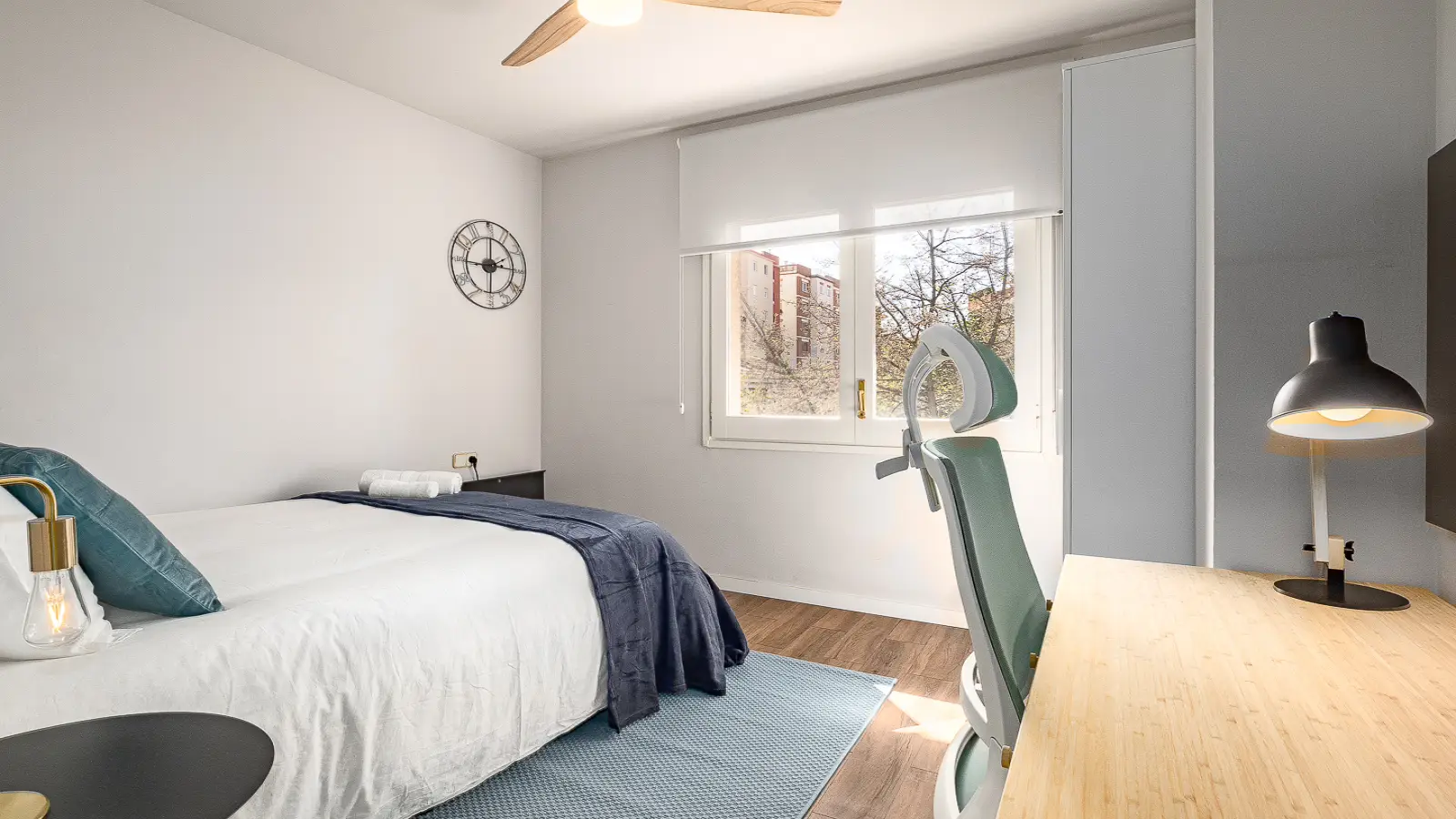 Furnished room in a shared flat in Sant Cugat · 2