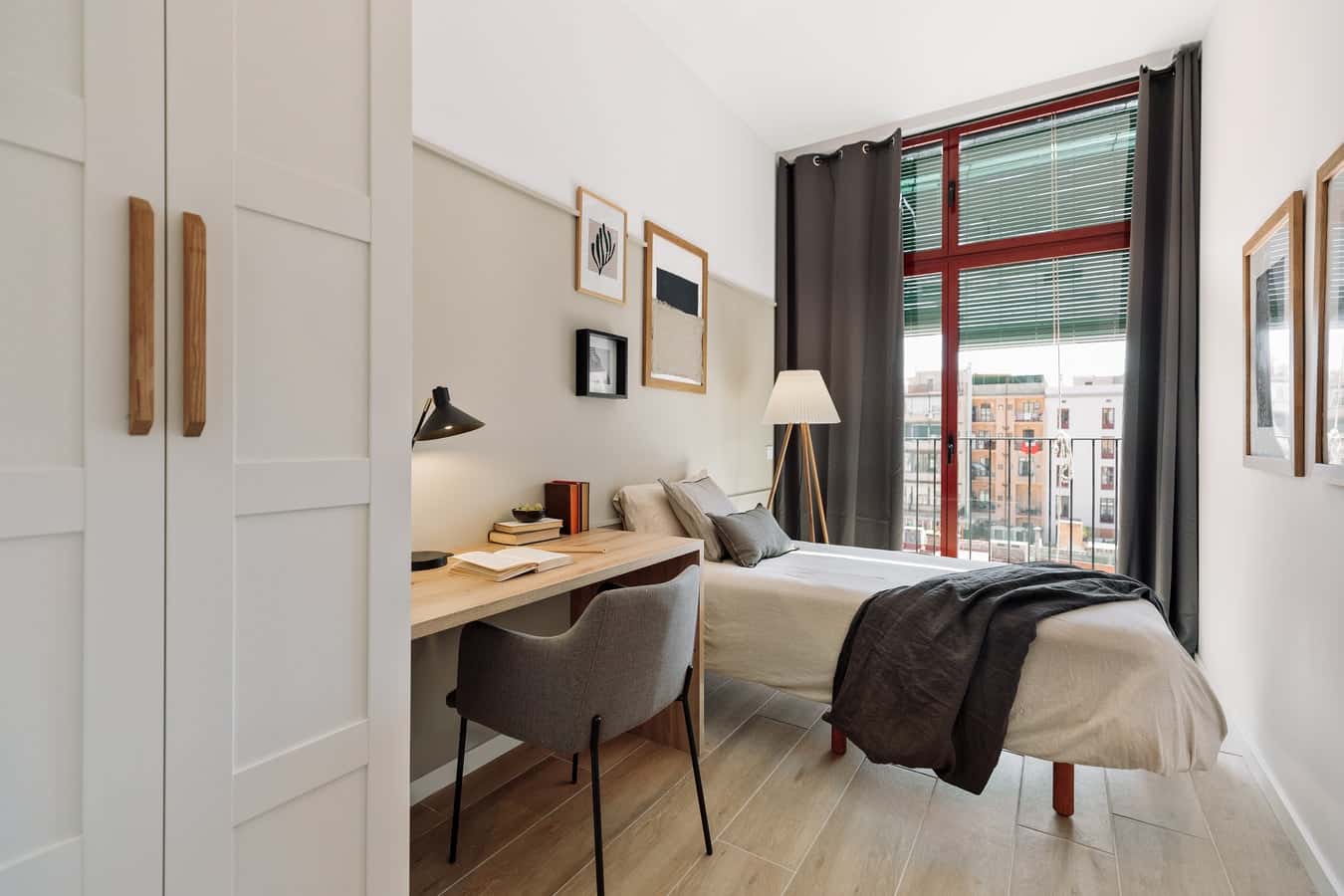 Furnished 2-bedroom flat in Eixample, 65 m² · 3