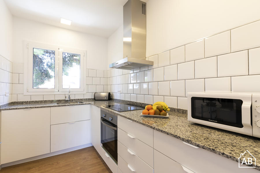 Furnished 3-bedroom flat in Esplugues, 68 m² · 4