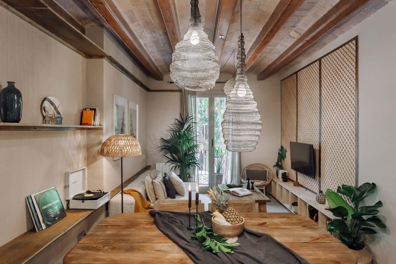 Furnished 2-bedroom flat in Eixample, 78 m² · 2