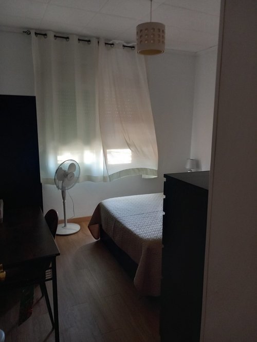 Habitación en piso compartido de 2 personas en Eixample · 2