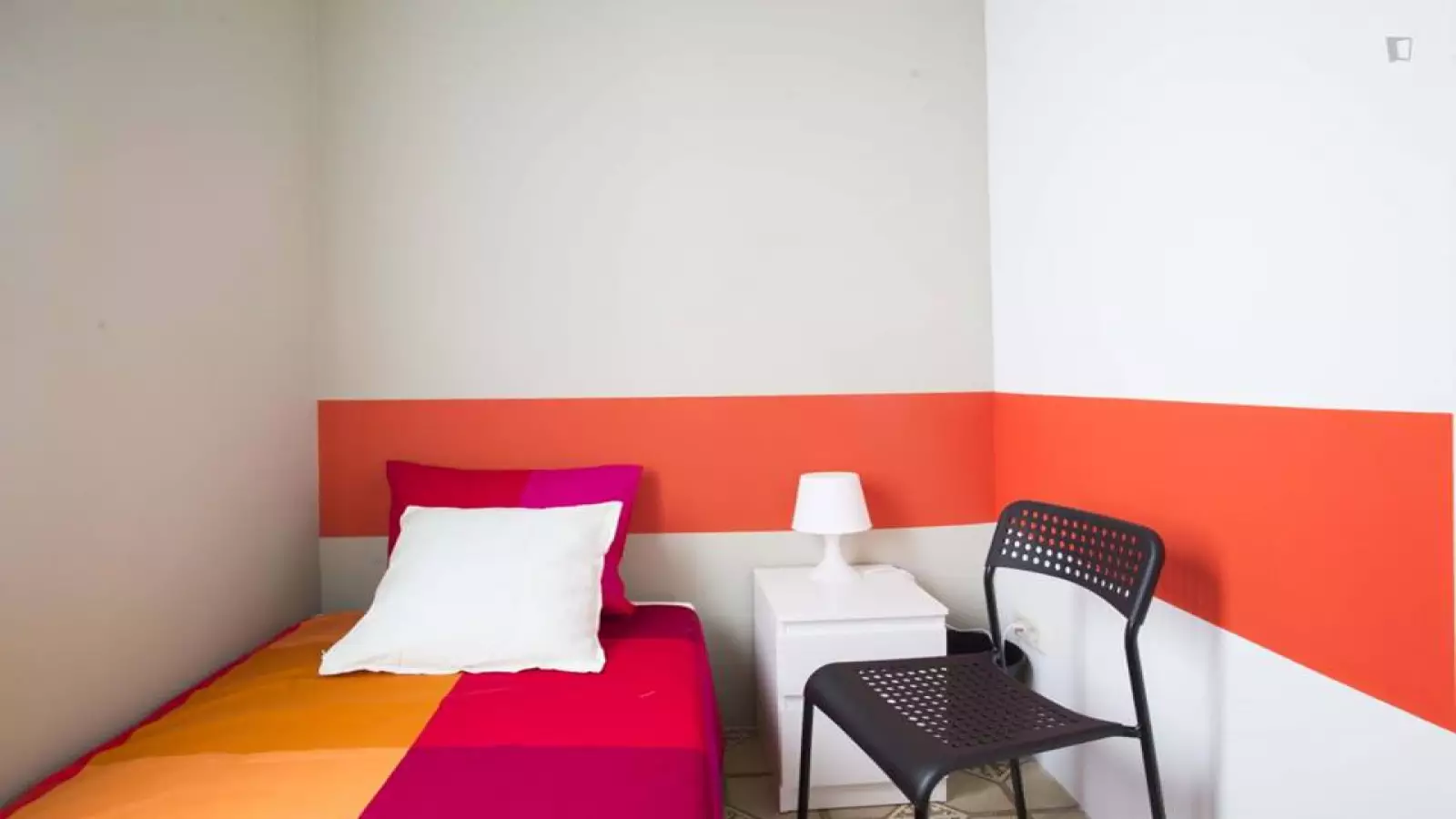Furnished room in a shared flat in Sarrià–Sant Gervasi · 3