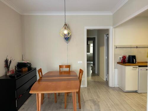 Habitación en piso compartido de 4 personas en Sarrià–Sant Gervasi · 4