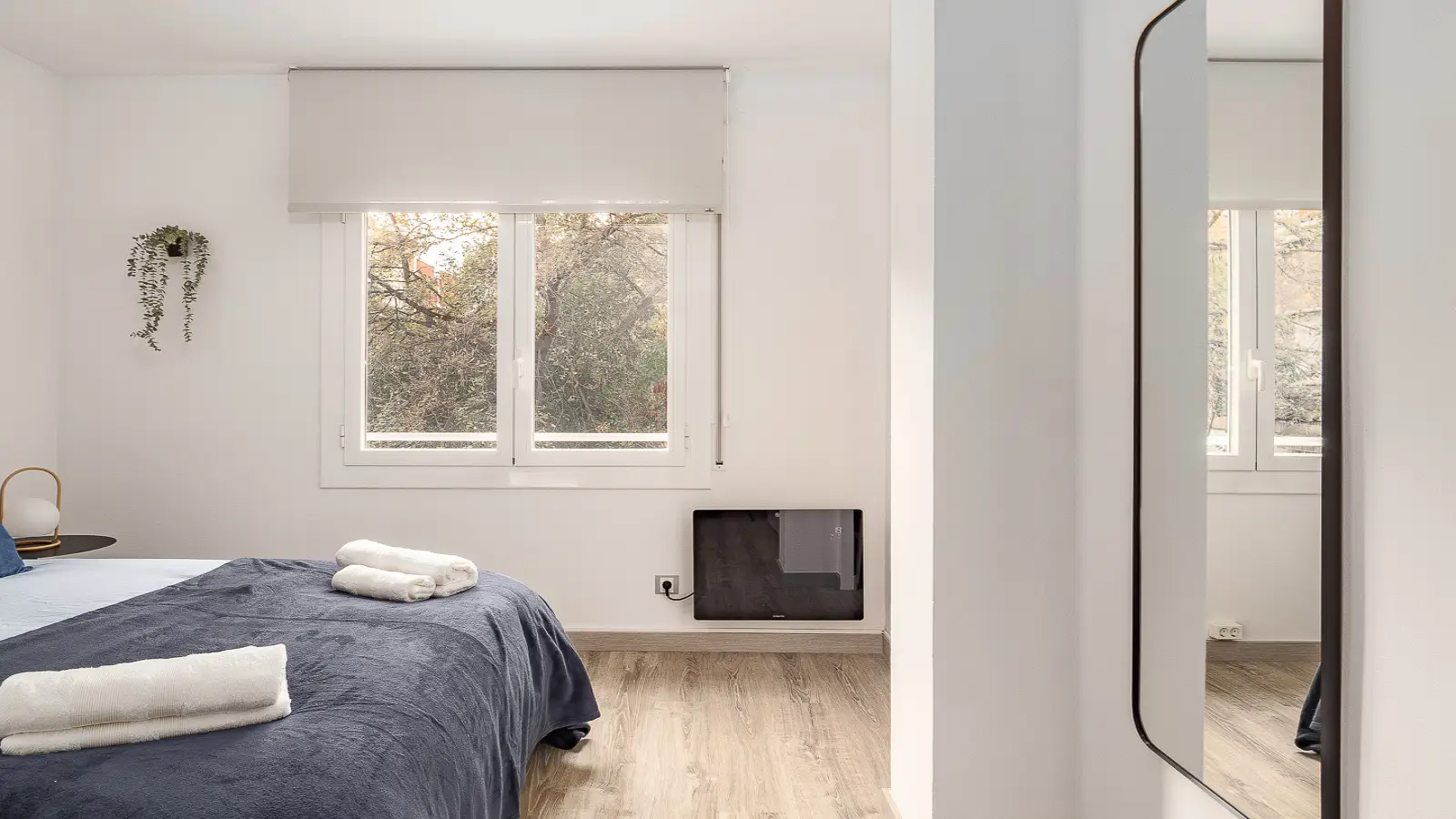 Furnished room in a shared flat in Sant Cugat · 4