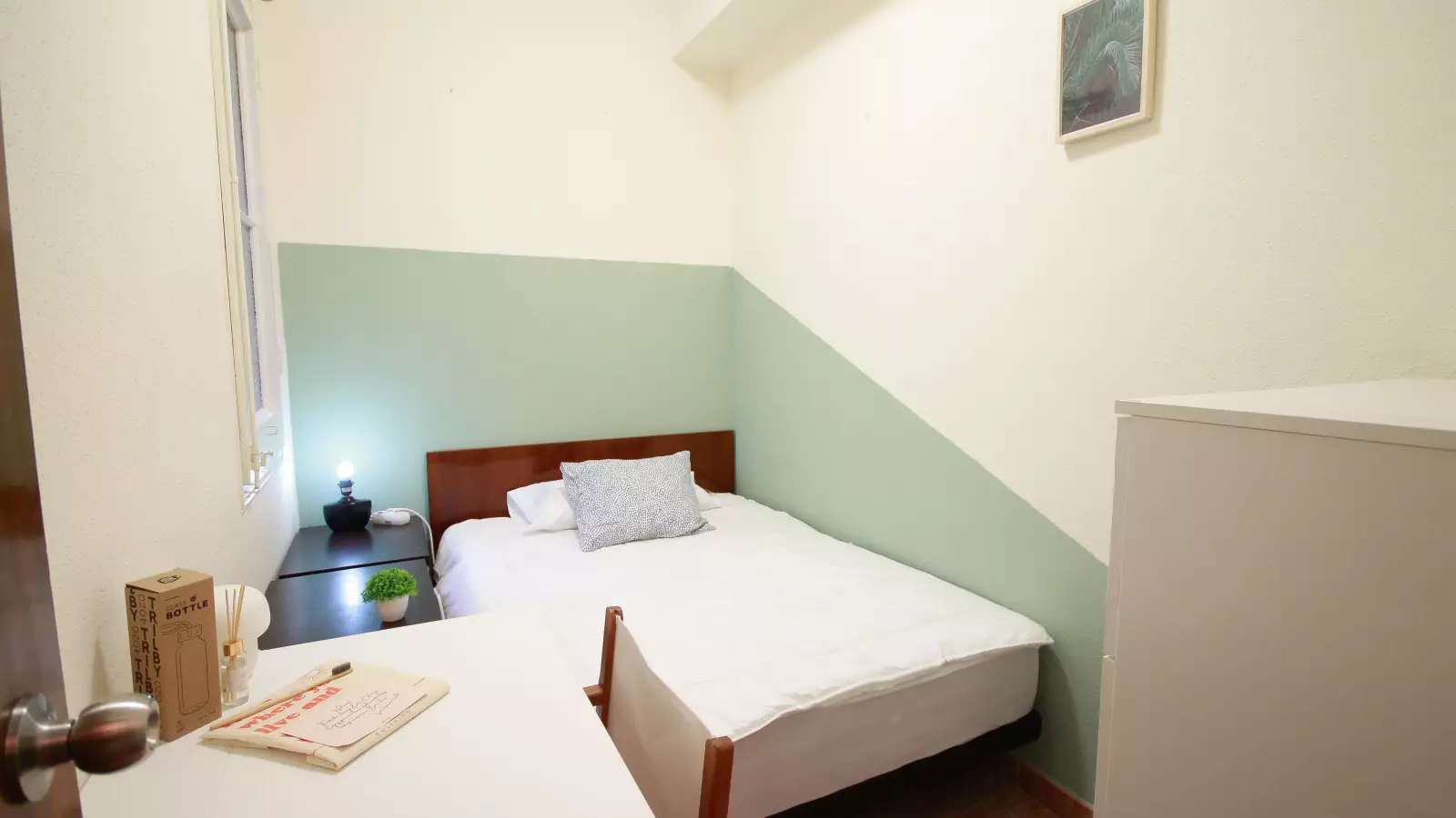 Habitación amueblada en piso compartido en Sarrià–Sant Gervasi · 4