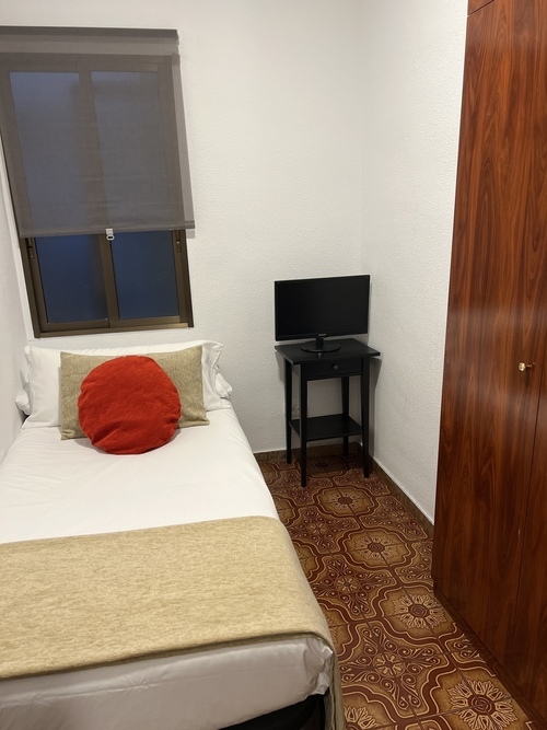 Room in a 3-person shared flat in Sant Martí · 2