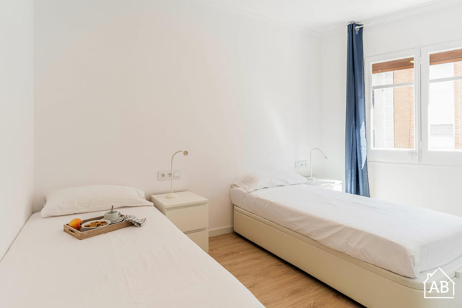 Furnished 4-bedroom flat in Horta-Guinardó, 64 m² · 3
