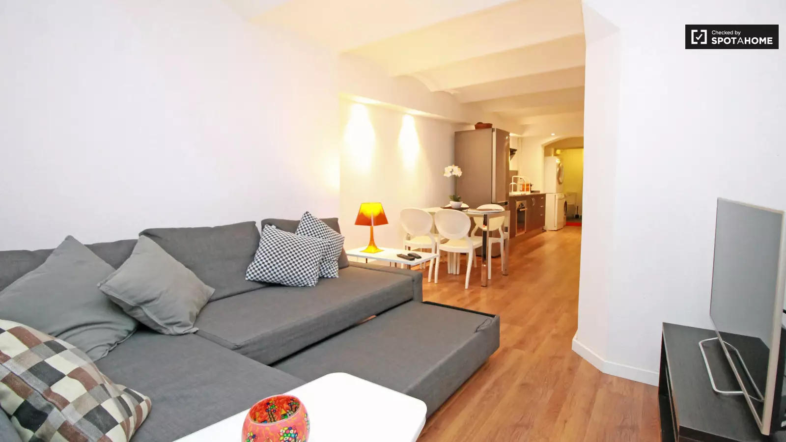 Furnished 1-bedroom flat in Sarrià–Sant Gervasi, 55 m² · 2