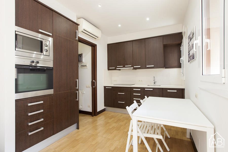 Furnished 2-bedroom flat in Ciutat Vella, 35 m² · 3