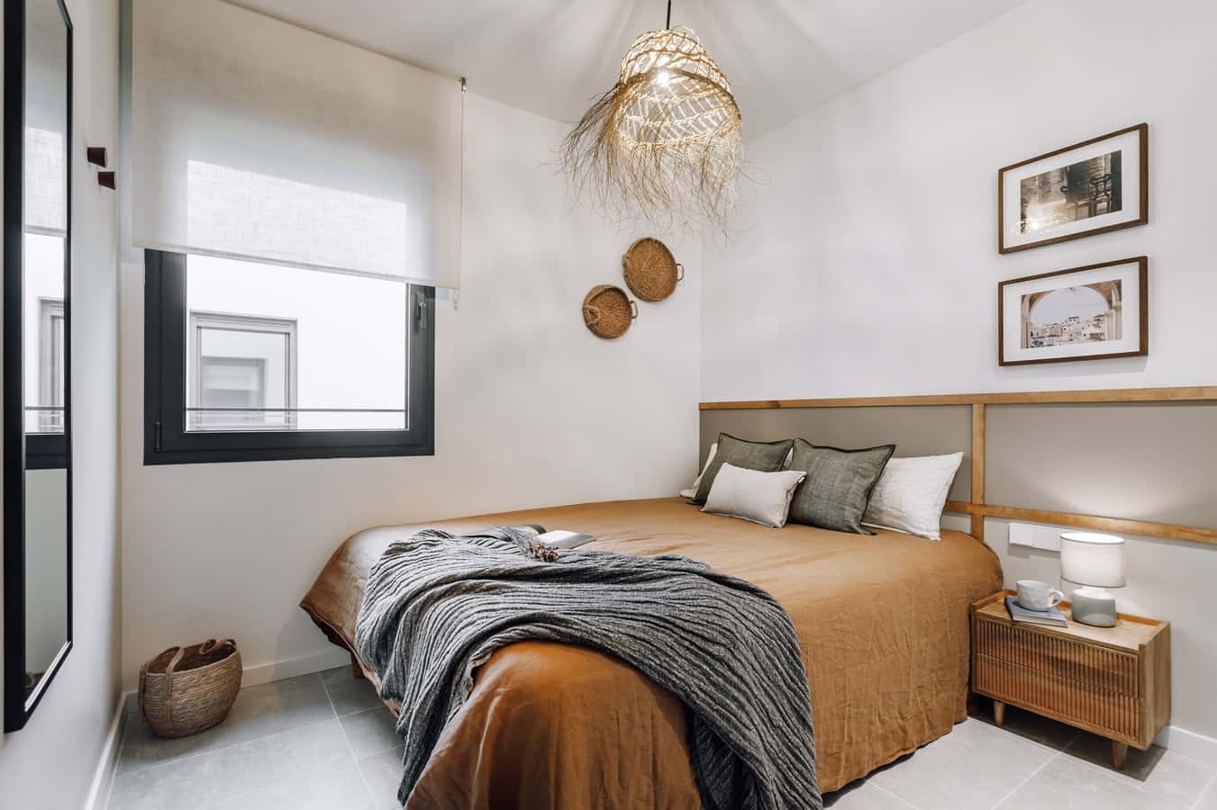 Furnished 2-bedroom flat in Eixample, 67 m² · 2