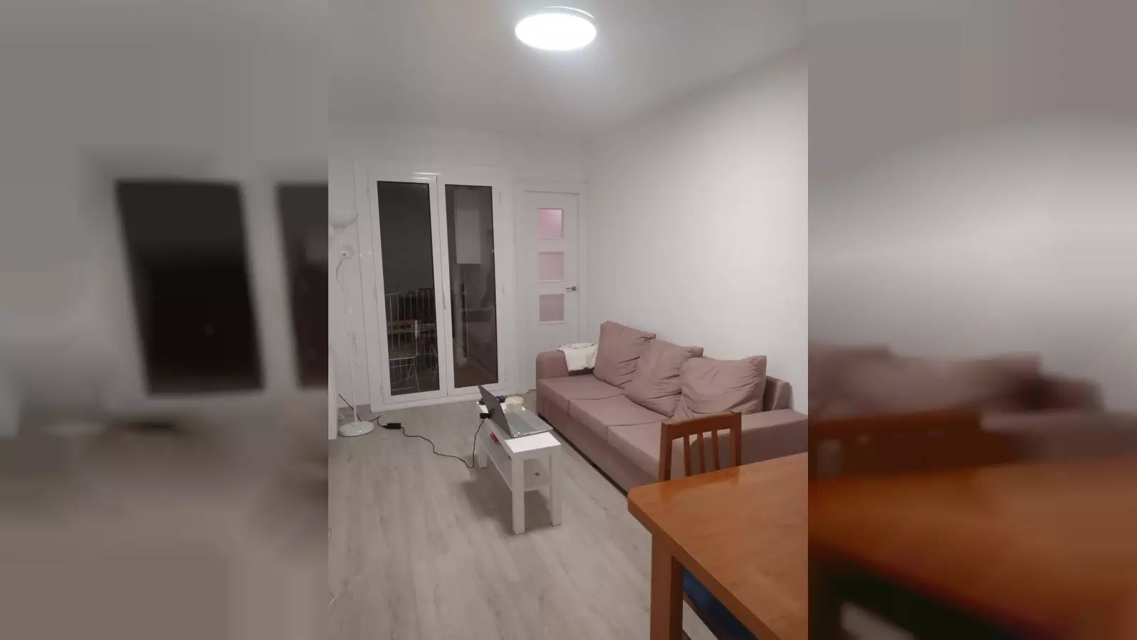 Furnished room in a shared flat in L'Hospitalet · 3