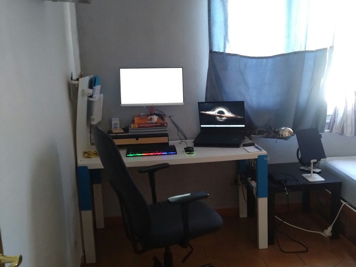 Furnished room in a 2-person shared flat in Sarrià–Sant Gervasi · 2