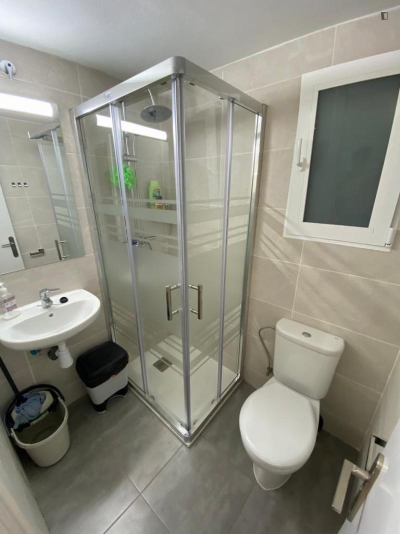 Furnished room in a 4-person shared flat in Sant Martí · 2
