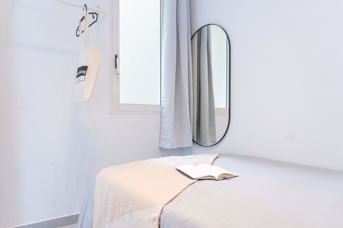 Room in a shared flat in Eixample · 3