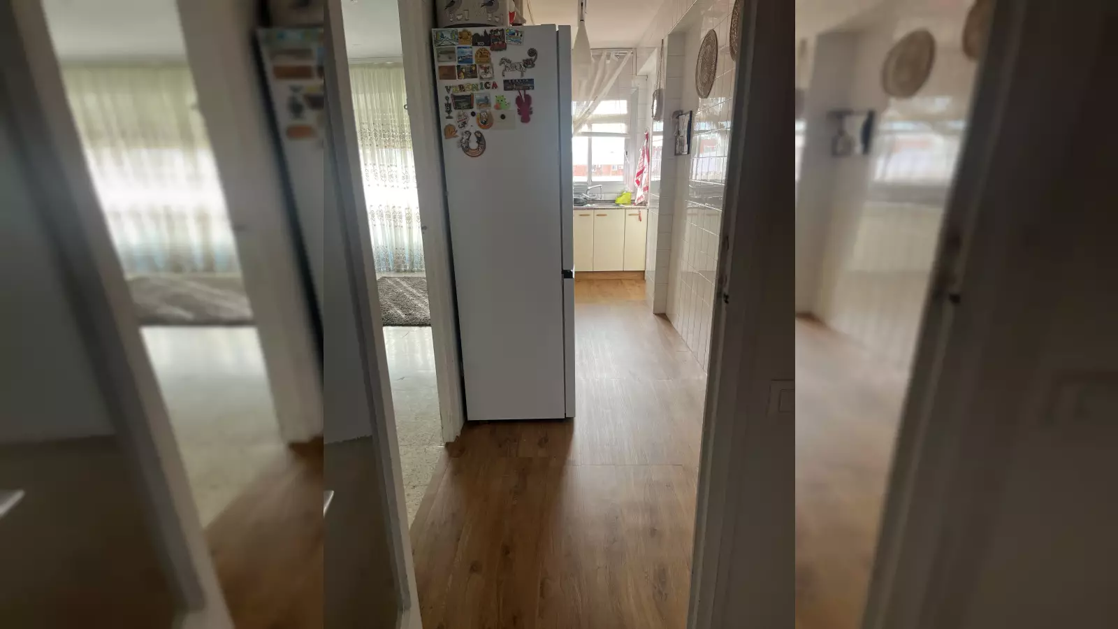 Furnished room in a shared flat in Sants-Montjuïc · 4