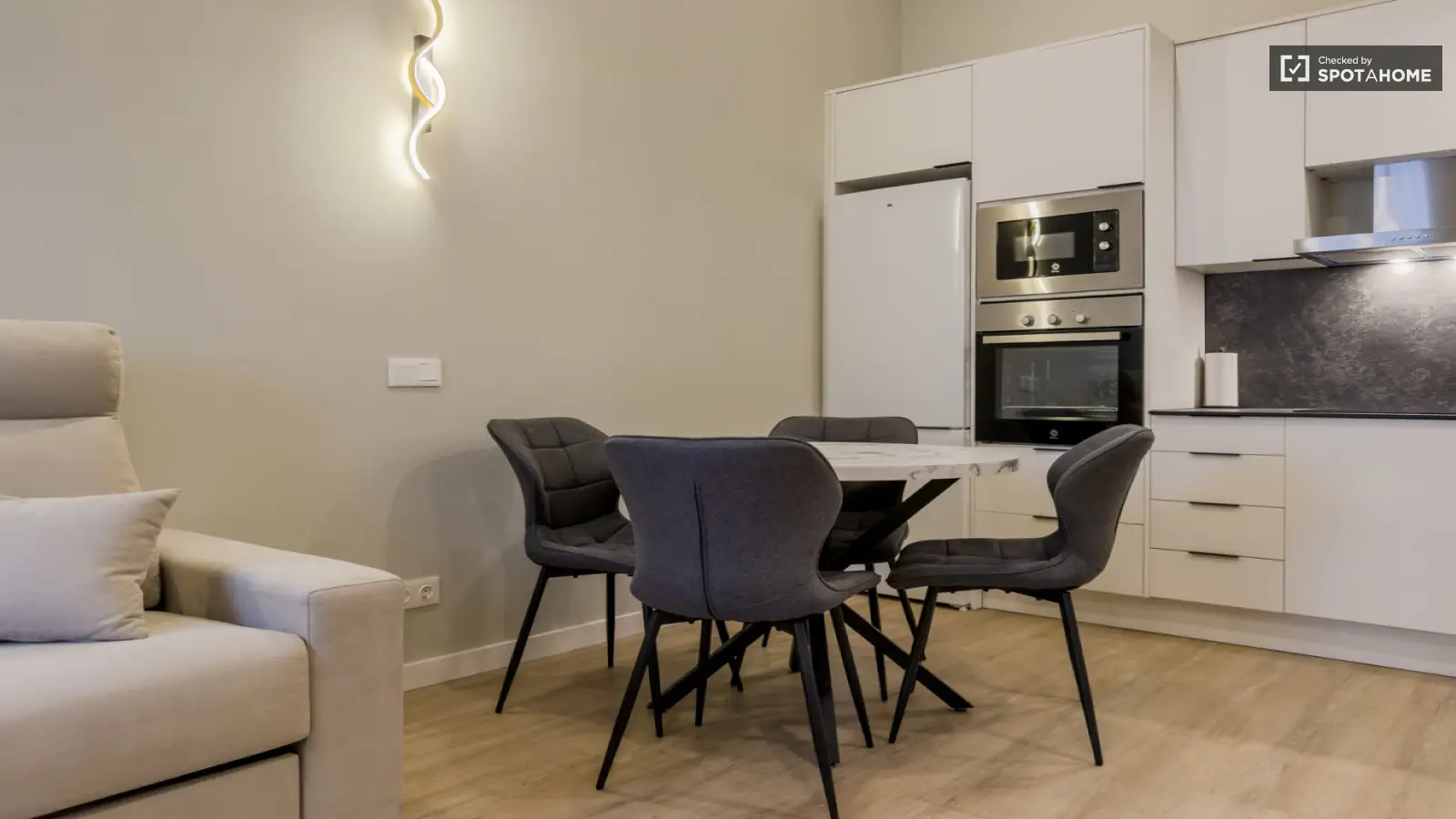1-bedroom flat in Eixample · 2