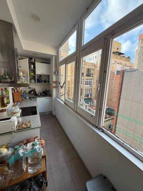 Habitación en piso compartido de 4 personas en Gràcia · 3