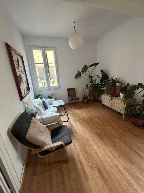 Habitación en piso compartido de 4 personas en Gràcia · 4