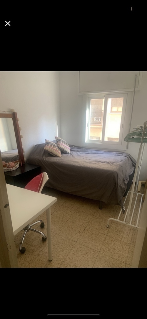 Room in a 2-person shared flat in Barcelona