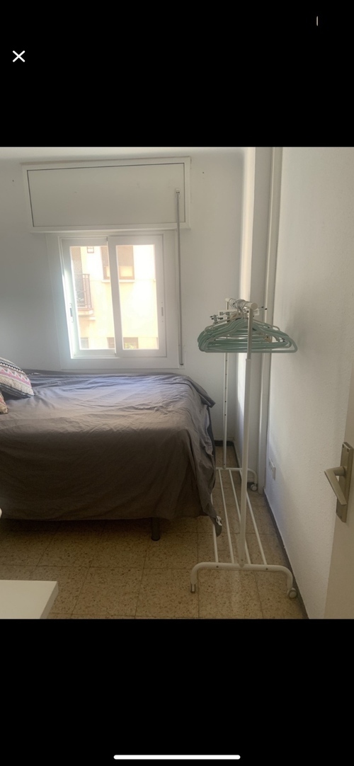 Room in a 2-person shared flat in Barcelona · 3