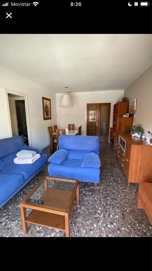 Habitación en piso compartido de 3 personas en Eixample · 3