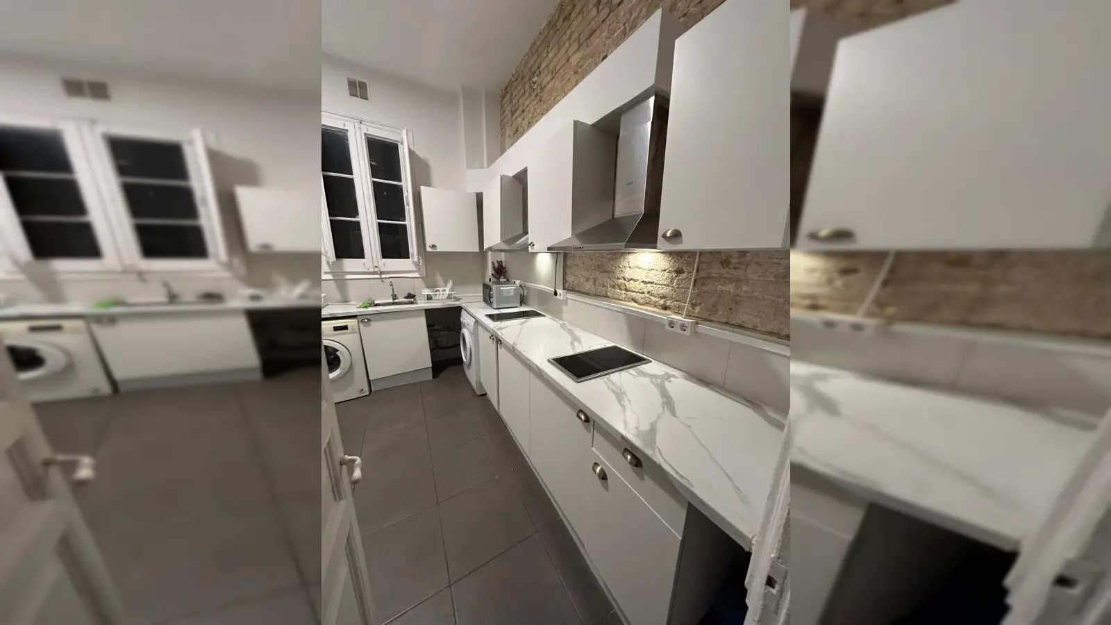 Furnished room in a shared flat in Eixample · 4