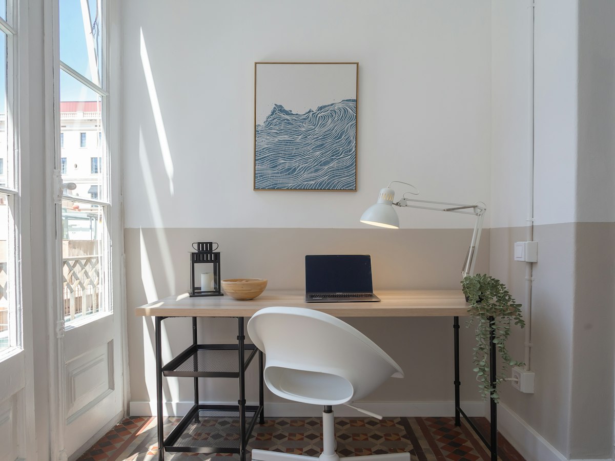 Habitación amueblada en piso compartido de 9 personas en Eixample · 4