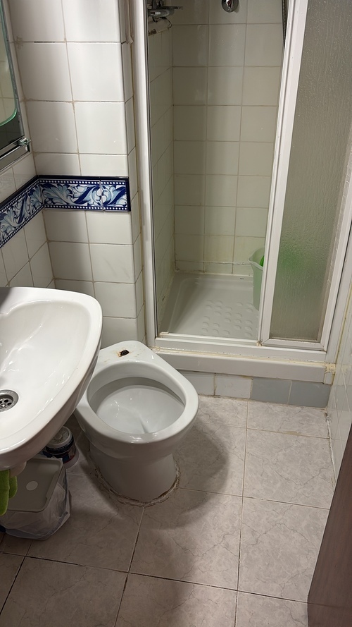Room in a 2-person shared flat in Eixample · 3