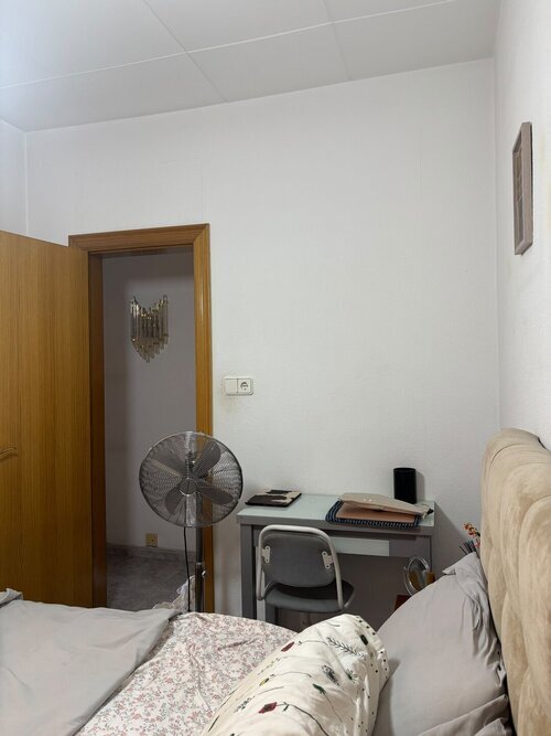 Room in a 3-person shared flat in Barcelona · 4