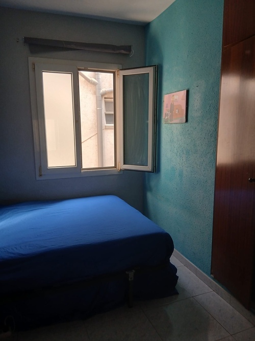 Room in a 4-person shared flat in Sant Andreu · 4