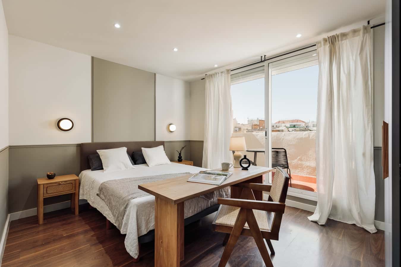 Furnished 2-bedroom flat in Eixample, 75 m² · 3