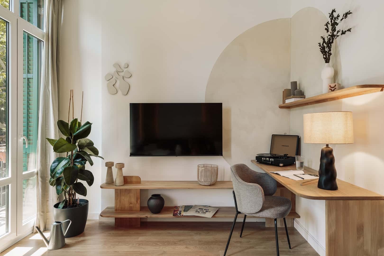 Furnished 2-bedroom flat in Eixample, 56 m² · 2