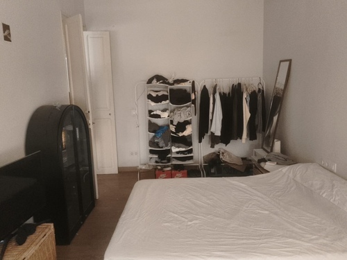 Room in a 2-person shared flat in Ciutat Vella · 2