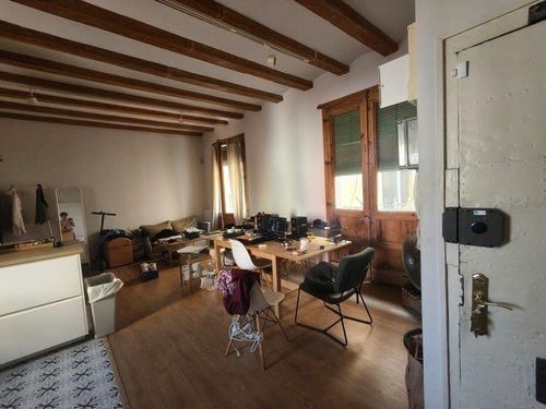 Room in a 2-person shared flat in Ciutat Vella · 3