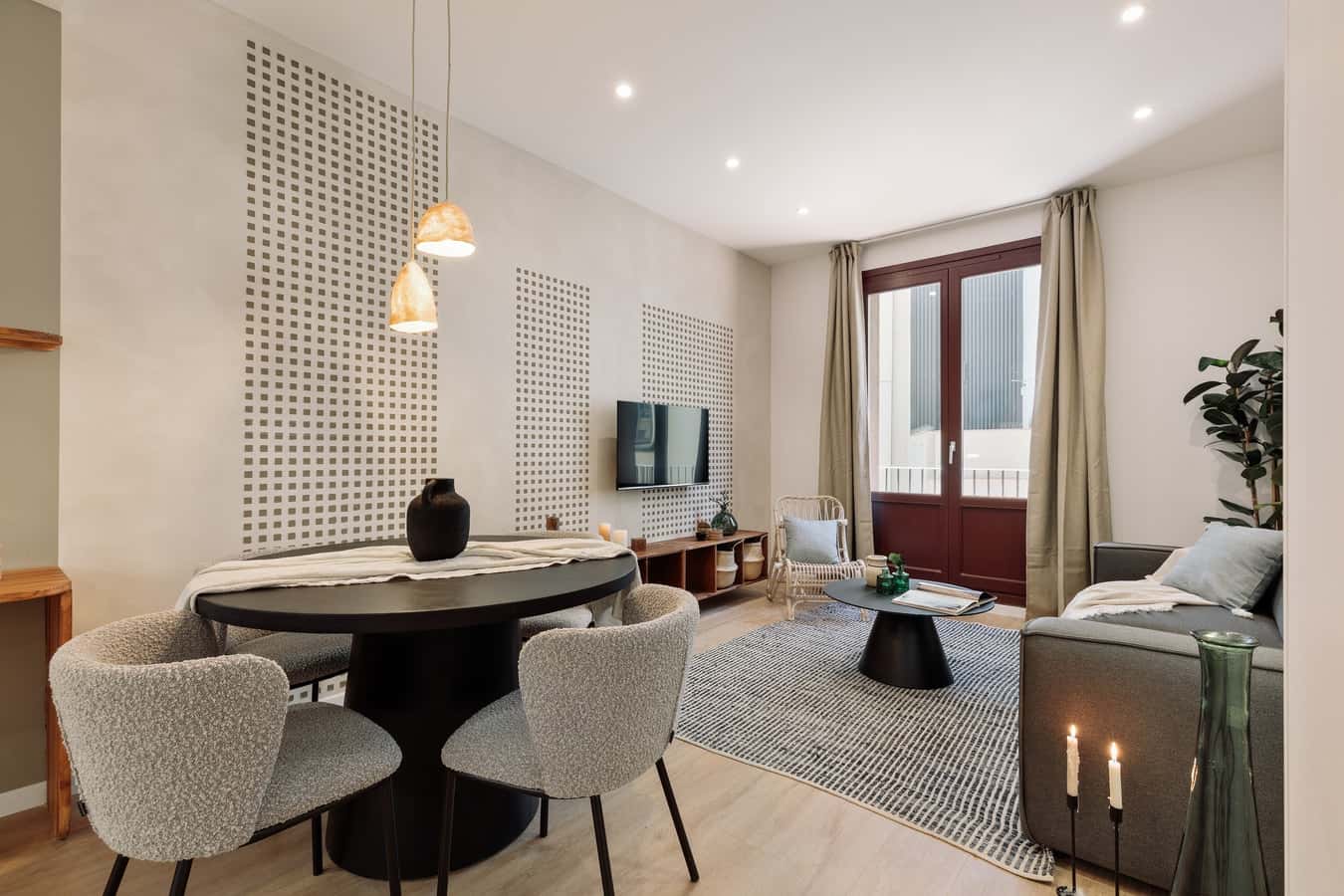 Piso de 3 dormitorios amueblado en Barcelona, 74 m²